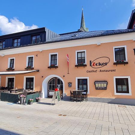 Gasthof - Restaurant Loecker ラートシュタット エクステリア 写真